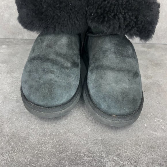 Ugg Bailey Button Short Suede Shearling Boots 5803, Black, Women's 6 - Picture 2 of 8